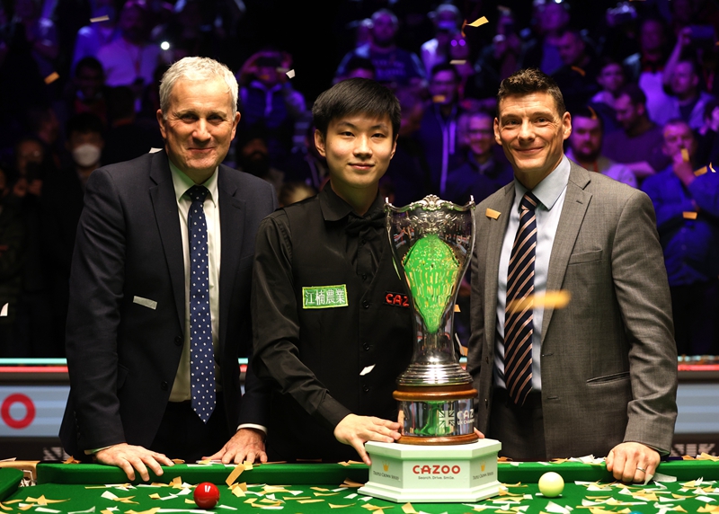 功背后离不 功背后离不